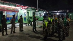 Sinergi Babinsa dan Banser Prambon: Patroli Malam Wujudkan Kamtibmas Aman, Lancar, dan Humanis