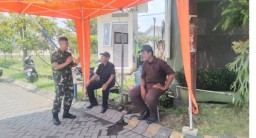 Babinsa Buduran Gelar Patroli Malam Saat Maulid Nabi: Wujudkan Suasana Kondusif dan Pererat Silaturahmi dengan Warga ✨