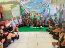 Babinsa Waru Tanamkan Wawasan Kebangsaan di SDN Janti 1: Lawan Bullying, Rawat Kebhinekaan Sejak Dini