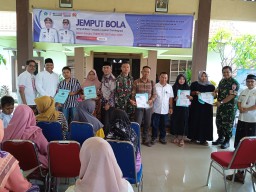 Pelayanan Administrasi Kependudukan Digelar di Balai Desa Kedondong dalam Rangka TMMD ke-126 Kodim 0816 Sidoarjo