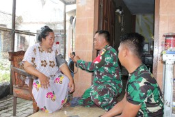 Ringankan Beban Warga, Satgas TMMD ke-126 Sidoarjo Hadirkan Layanan Kesehatan Gratis di Desa Kedondong