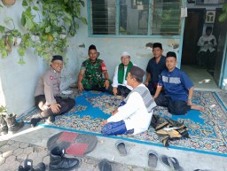Perkuat Kebersamaan, Satgas TMMD ke-126 Kodim 0816/Sidoarjo Silaturahmi dengan Tokoh Agama di Desa Kedondong