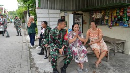 Pererat Soliditas, Dan SSK TMMD ke-126 Anjangsana Bersama Anggota Satgas