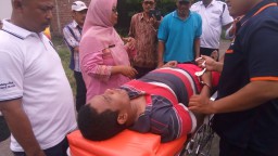 Babinsa Dukuh Tengah Buduran setia dampingi pasien ODGJ