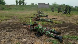 Kodim 0816 gelar Latihan menembak sebagai upaya mengasah kemampuan dalam menembak