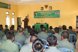 Penutupan kegiatan apel Danramil - Babinsa Kodim 0816 Sidoarjo ditutup oleh Dandim 0816 Sidoarjo
