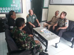 JALIN SOLIDITAS, DANRAMIL MENERIMA KUNJUNGAN KAPOLSEK TANGGULANGIN