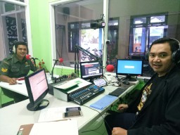 Live Streaming Suara Sidoarjo, Kemanunggalan TNI dengan rakyat adalah salah satu pilar kokohnya NKRI