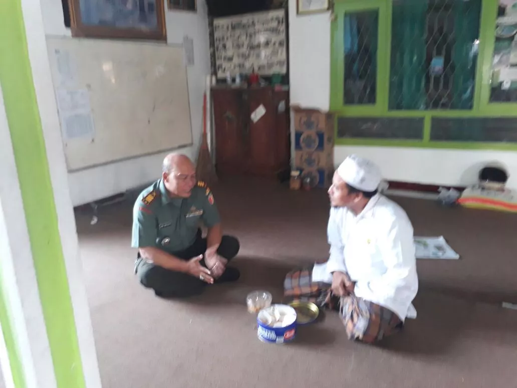 Danramil Tanggulangin Sambangi Ponpes Al Hidayah
