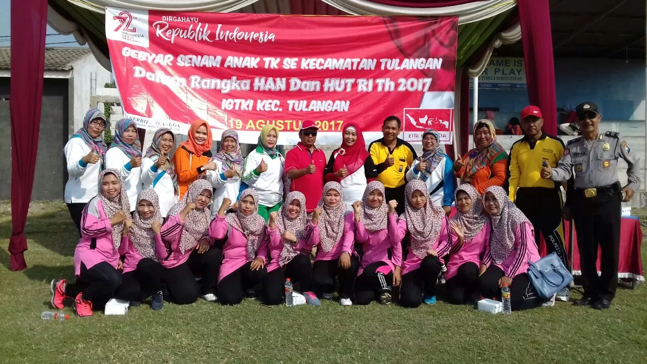 Gebyar Senam anak TK Se Kec. Tulangan dalam rangka HUT RI ke 72