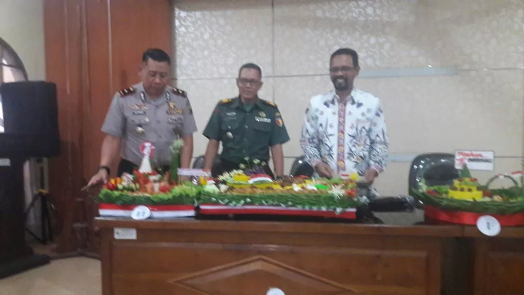 DANRAMIL MENGHADIRI MALAM RESEPSI HUT RI KE-72