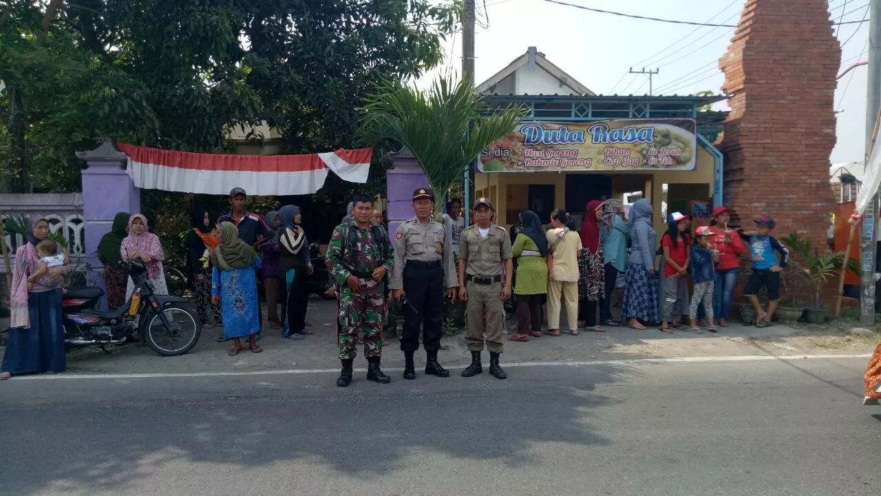 Gerak jalan serta berbagai macam lomba dalam rangka memeriahkan kemerdekaan republik indonesia ke 72 tahun 2017