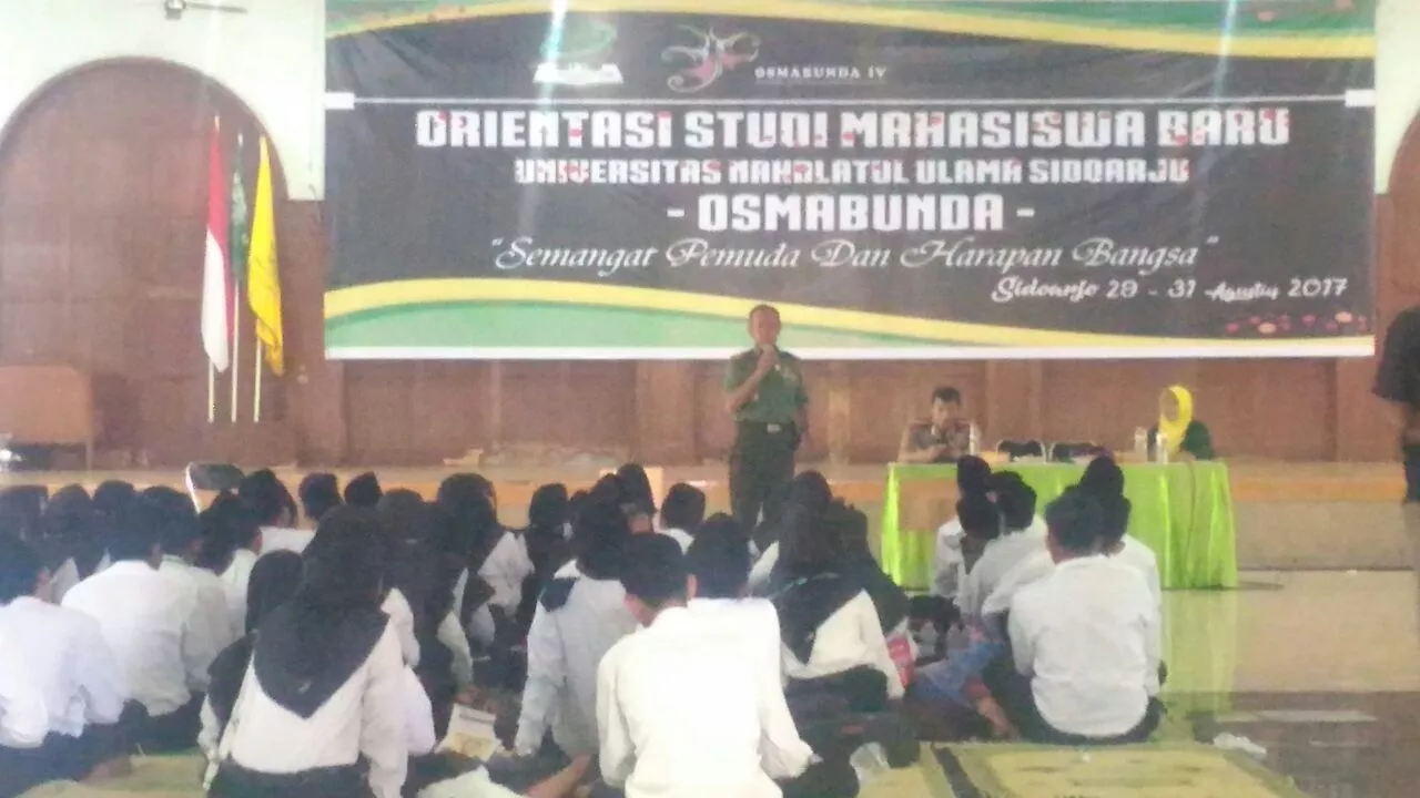 Danramil 02/Candi Berikan Wasbang Kepada Mahasiswa Baru UNU Sidoarjo