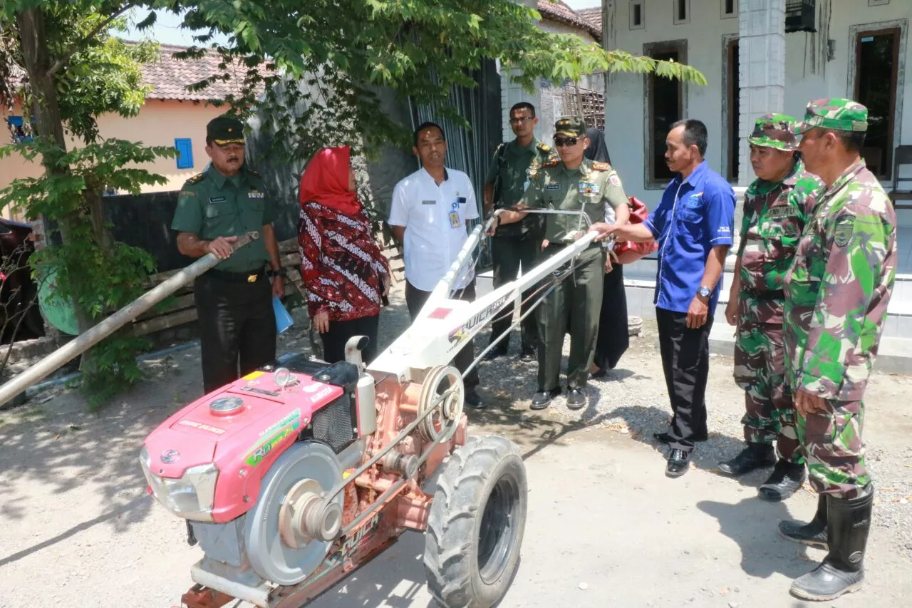 KODIM 0816 SIDOARJO SIAP BRIGADE TANAM ALSINTAN