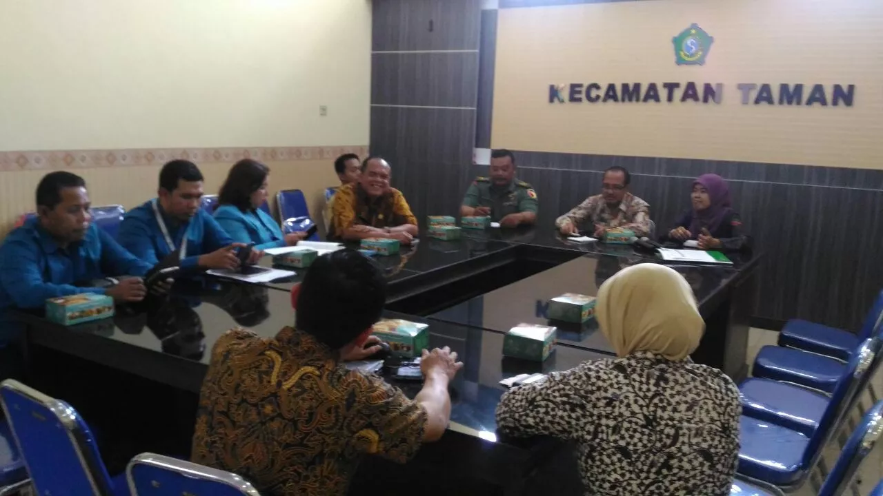 Rapat koordinasi pencanangan kartu jaminan sosial ketenaga kerjaan dan kesehatan tingkat propinsi Jatim.