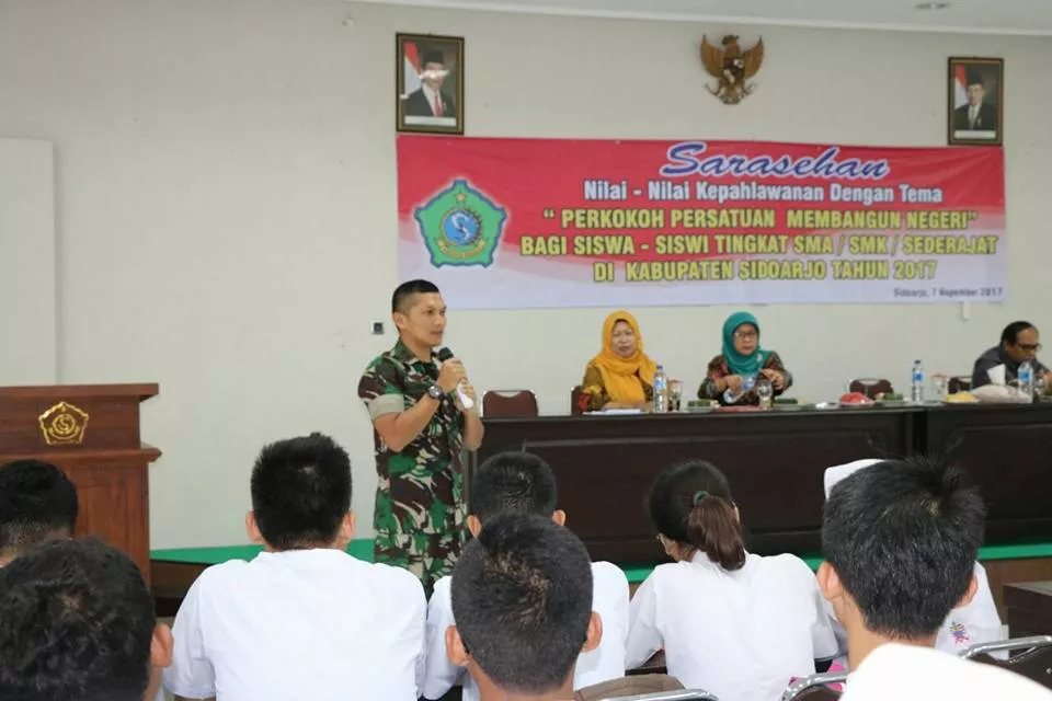 Dandim 0816 Sidoarjo memberikan materi wawasan kebangsaan bagi generasi muda
