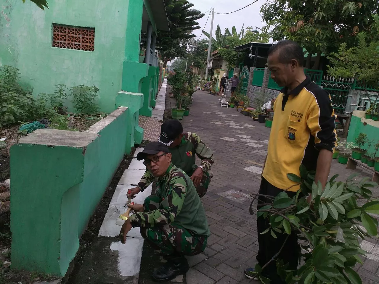 KARYA BHAKTI MERUPAKAN KEMANUNGGALAN TNI DENGAN RAKYAT