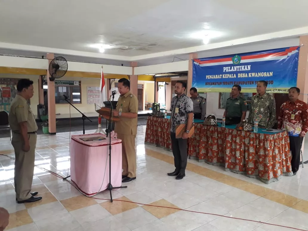 BABINSA DAN FORKOPIMKA HADIRI PELANTIKAN PENJABAT KEPALA DESA KWANGSAN KEC SEDATI SIDOARJO