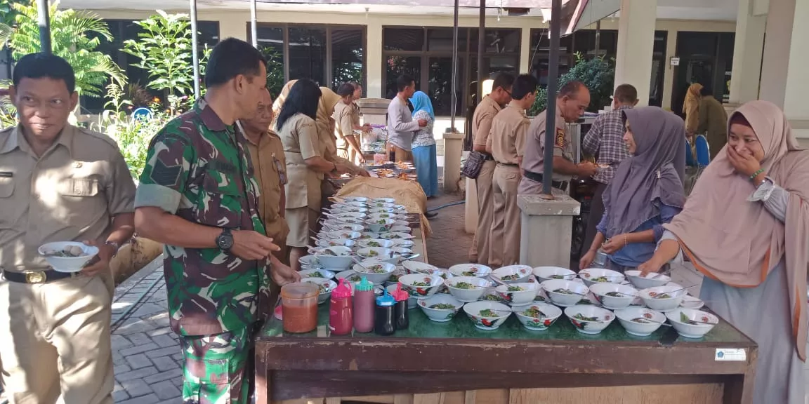 Tradisi Halal Bi Halal Anggota Koramil 0816/18 Bersama Forkopimka Kec Sedati.