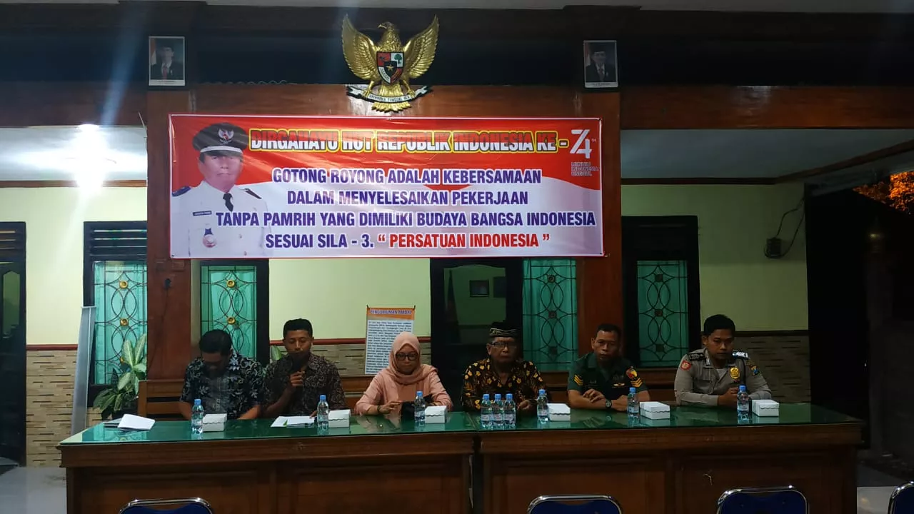 Babinsa Koramil 0816/08 Jabon Menghadiri Kegiatan LPMD Di Desa Binaanya.