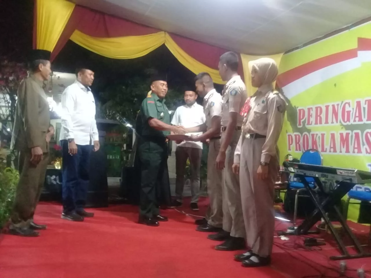 Danramil Sedati dan anggota hadiri acara puncak HUT RI ke 74