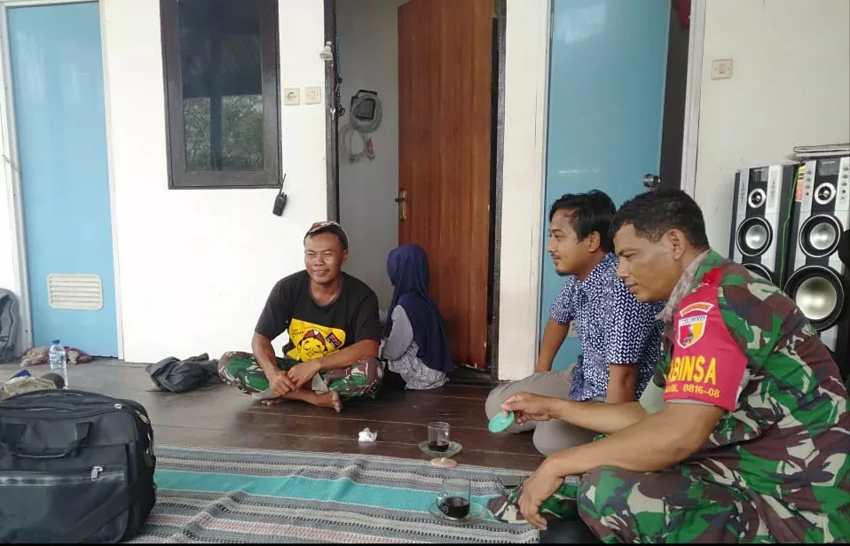 Optimalkan Komsos, Babinsa Jabon Anjangsana ke Rumah Warga