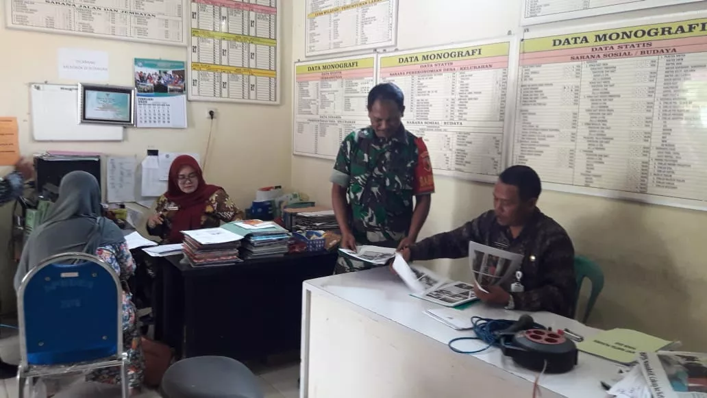 Keakraban Babinsa Bersama Kades dan perangkat Desa Keboguyang
