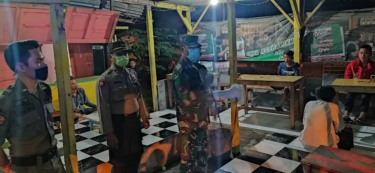 Cegah Penyebaran Virus Covid-19, Patroli Bersama TNI-Polri Dan Satpol PP Di Malam Hari