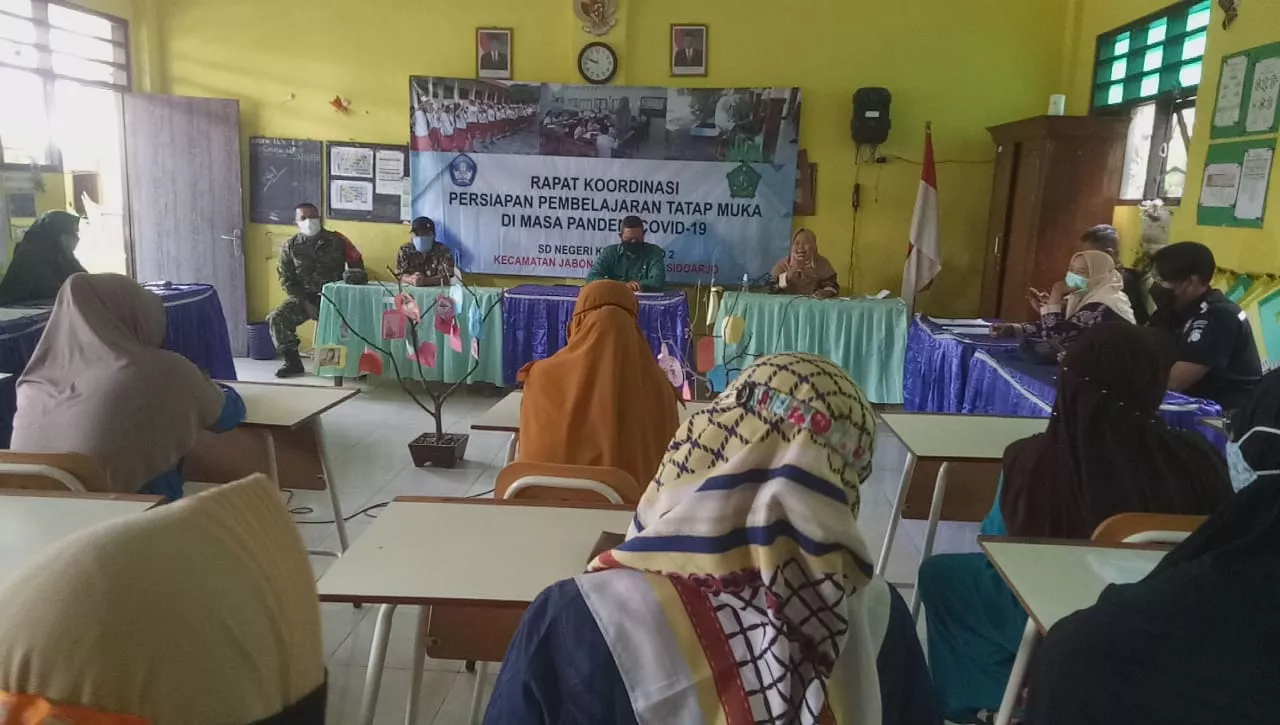Babinsa Jabon Hadiri Sosialisasi Persiapan Pembelajaran Tatap Muka Terbatas Di Masa Pandemi Covid 19.
