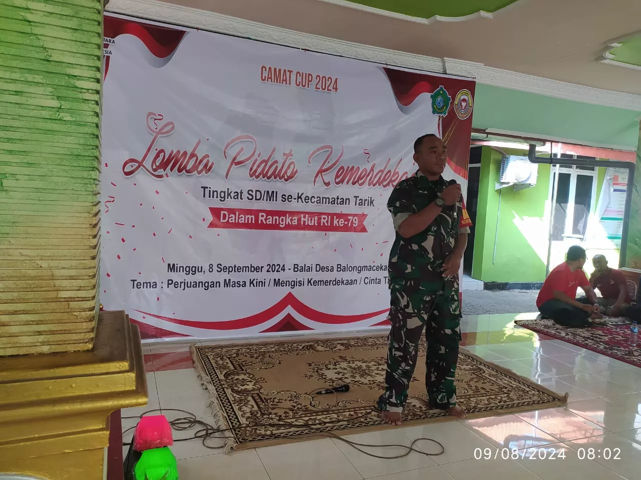 Babinsa Koramil 0816/11 Tarik Menghadiri Dan Monitoring Kegiatan Lomba Pidato Kemerdekaan Di Balai Desa Balongmacekan