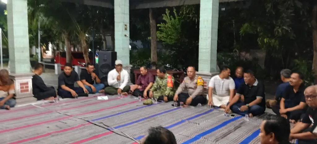 Babinsa Tanggulangin Bekali Petugas Keamanan Perumtas II, Warga Siaga Hadapi Keadaan Darurat