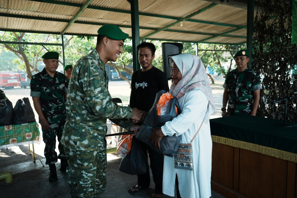 HUT ke-60 Korem 084/BJ, Dandim Sidoarjo Tebar Kepedulian Lewat Aksi Sosial